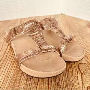 NWOT Vionic Elle Metallic Snake Gold Sandals Size 8